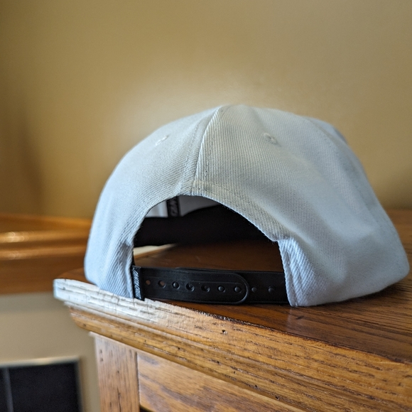 SANTA CRUZ hat NEW - Picture 12 of 15